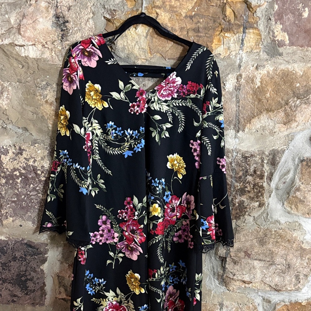 Roz & Ali Black Floral Long Sleeve Dress
